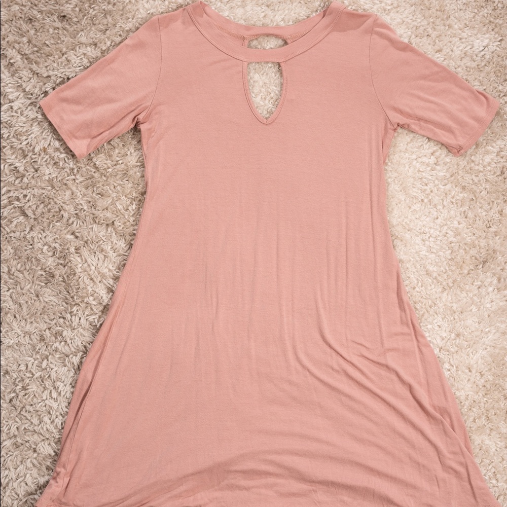 Super soft pink dress with keyholes
